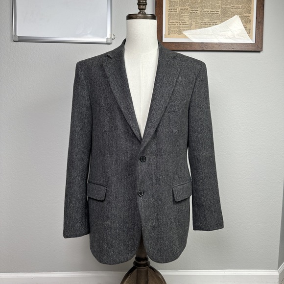 Brooks Brothers Other - Brooks Brothers 346 Blazer Men 44R Grey Herringbone Tweed Wool Sport Coat